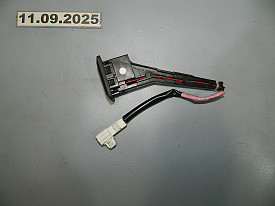 КНОПКА ЗАКРЫВАНИЯ ДВЕРИ БАГАЖНИКА (15A718) TOYOTA RAV 4 XA40 2012-2019