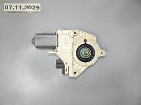 МОТОРЧИК СТЕКЛОПОДЪЕМНИКА ПЕРЕДНЕЙ ПРАВОЙ ДВЕРИ (0536010001) AUDI A6 2004-2009