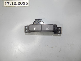 КНОПКА ОТКРЫТИЯ БЕНЗОБАКА И СБРОСА ЗАРЯДА АКБ (93555-G2200) HYUNDAI IONIQ 2017-2019