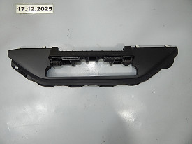 НАКЛАДКА ЦЕНТРАЛЬНОЙ КОНСОЛИ СРЕДНЯЯ (84740-J5000WK) KIA STINGER 2018-2022 