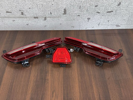 ФОНАРЬ ЗАДНЕГО БАМПЕРА ЦЕНТРАЛЬНЫЙ (КАТАФОТ) (4116110-DE01) (S38592B) CHANGAN UNI-V 2021-Н.В