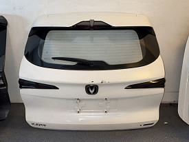 ДВЕРЬ БАГАЖНИКА (КРЫШКА БАГАЖНИКА) (В СБОРЕ) (БЕЛАЯ) CHANGAN X5 PLUS 2024-Н.В