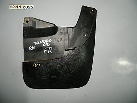 БРЫЗГОВИК ПЕРЕДНИЙ ПРАВЫЙ (76621-0C040) TOYOTA TUNDRA ХK50 2007-2021