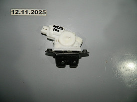 ЗАМОК КРЫШКИ БАГАЖНИКА (4 КОНТАКТА) SUBARU FORESTER SK 2018-2023