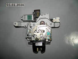 ЗАМОК ДВЕРИ БАГАЖНИКА С ДОВОДЧИКОМ (7 КОНТАКТОВ) (905520-AQ000) NISSAN MURANO Z51 2008-2016