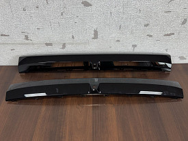 НАКЛАДКА ПЕРЕДНЕГО БАМПЕРА (ЦЕНТРАЛЬНАЯ-ПОД КАМЕРУ) ZEEKR 001 2021-Н.В