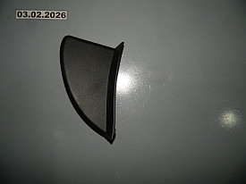 НАКЛАДКА ПЕРЕДНЕЙ ПАНЕЛИ БОКОВАЯ ЛЕВАЯ (8002B129) (ЧЕРНЫЙ) MITSUBISHI OUTLANDER GF0W - GG0W 2012-2021