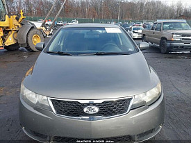 KZ-1 2013 KIA FORTE EX 2.0L I-4 DOHC, VVT, 156HP