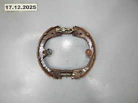 КОЛОДКИ ТОРМОЗНЫЕ ЗАДНИЕ ЛЕВЫЕ (БАРАБАН) NISSAN MURANO Z50 2002-2007