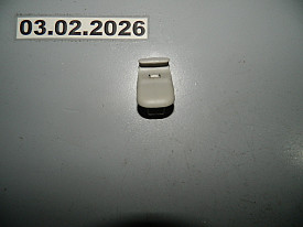 КРЕПЛЕНИЕ КОЗЫРЬКА СОЛНЦЕЗАЩИТНОГО (СВЕТЛО-СЕРЫЙ) MAZDA CX-9 TB 2007-2015