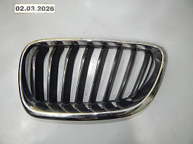 РЕШЕТКА РАДИАТОРА ЛЕВАЯ (7464481) BMW F22 F23 2014-2022 