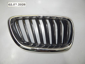 РЕШЕТКА РАДИАТОРА ПРАВАЯ (7464482) BMW F22 F23 2014-2022 