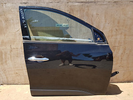 ДВЕРЬ ПЕРЕДНЯЯ ПРАВАЯ (ЧЕРНЫЙ) HYUNDAI TUCSON 2 LM - IX35 1 LM 2009-2015