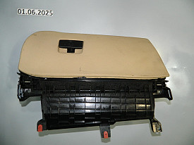 БАРДАЧОК ПЕРЕДНЕЙ ПАНЕЛИ ПАССАЖИРСКИЙ (ВМЯТИНА) (БЕЖЕВЫЙ) BMW X3 F25 2010-2017