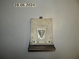 ПЕПЕЛЬНИЦА ПЕРЕДНЕЙ ПАНЕЛИ MITSUBISHI CHALLENGER K9-W 1996-2003