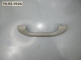 РУЧККА ПОТОЛКА (СЕРЫЙ) MITSUBISHI ENDEAVOR D7-W 2003-2011