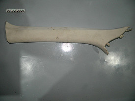 НАКЛАДКА ПЕРЕДНЕЙ СТОЙКИ ВЕРХНЯЯ ЛЕВАЯ (7210A245) (ПРОЖЖЕННАЯ ТКАНЬ) (СВЕТЛО СЕРЫЙ) MITSUBISHI OUTLANDER GF0W - GG0W 2012-2021