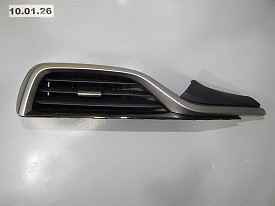 ДЕФЛЕКТОР ПЕРЕДНЕЙ ПАНЕЛИ ЦЕНТРАЛЬНЫЙ ПРАВЫЙ (66110-XC00A) (ЧЕРНЫЙ-СЕРЕБРО) SUBARU ASCENT WM 2017-Н.В