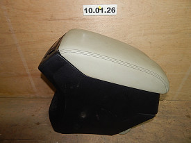 ПОДЛОКОТНИК СРЕДНЕЙ КОНСОЛИ С БАРДАЧКОМ И ПАНЕЛЬЮ КЛИМАТ КОНТРОЛЯ (СВЕТЛО-СЕРЫЙ) SUBARU ASCENT WM 2017-Н.В