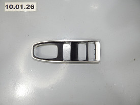 НАКЛАДКА ПУЛЬТА СТЕКЛОПОДЪЕМНИКА ПЕРЕДНЕЙ ЛЕВОЙ ДВЕРИ SUBARU ASCENT WM 2017-Н.В