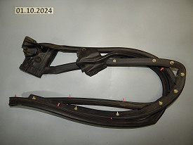 УПЛОТНИТЕЛЬ ДВЕРИ ПЕРЕДНИЙ ПРАВЫЙ SUBARU FORESTER SG 2002-2008