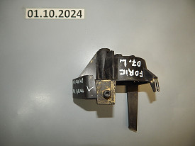 КРЕПЛЕНИЕ ПРОТИВОТУМАНКИ ЛЕВОЕ SUBARU FORESTER SG 2002-2008