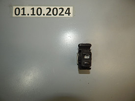 ПУЛЬТ БЛОКИРОВКИ ДВЕРЕЙ ПЕРЕДНИЙ ПРАВЫЙ SUBARU FORESTER SG 2002-2008