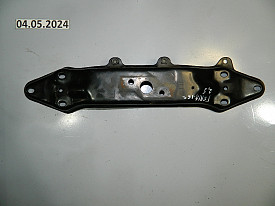 КРЕПЛЕНИЕ ПОДУШКИ АКПП ЦЕНТРАЛЬНОЕ 2.5 (USA) (41011-AG012) SUBARU FORESTER SJ 2012-2018