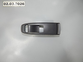 НАКЛАДКА ПУЛЬТА СТЕКЛОПОДЪЕМНИКА ПЕРЕДНЯЯ ПРАВАЯ (ЧЕРНЫЙ) SUBARU LEGACY 7 BW 2019-Н.В