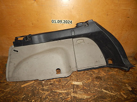 ОБШИВКА БАГАЖНИКА ЗАДНЯЯ ПРАВАЯ (БЕЖЕВАЯ) SUBARU OUTBACK 3 BP 2003-2009