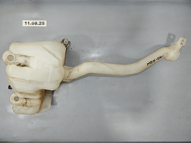 БАЧОК ОМЫВАТЕЛЯ (ПОД 2 МОТОРЧИКА) ACURA MDX YD1 2000-2006