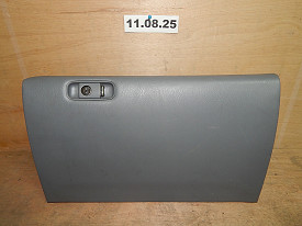 БАРДАЧОК ПЕРЕДНЕЙ ПАНЕЛИ (СВЕТЛО-СЕРЫЙ) ACURA MDX YD1 2000-2006
