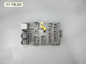 БЛОК ПРЕДОХРАНИТЕЛЕЙ ЛЕВЫЙ (САЛОН) (38800-S3V-A520-M1) ACURA MDX YD1 2000-2006