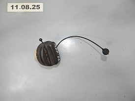 КРЫШКА ГОРЛОВИНЫ БЕНЗОБАКА (С УСИКОМ) (ТИП 1) ACURA MDX YD1 2000-2006