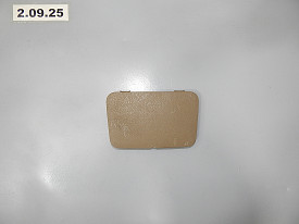 ЗАГЛУШКА ОБШИВКИ КРЫШКИ БАГАЖНИКА ЦЕНТРАЛЬНАЯ (СВЕТЛО-КОРИЧНЕВЫЙ) (ЦАРАПИНЫ) ACURA MDX YD2 2006-2013