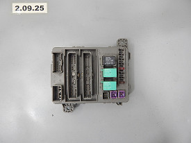 БЛОК ПРЕДОХРАНИТЕЛЕЙ САЛОНА ЗАДНИЙ (38220-STX-A11) ACURA MDX YD2 2006-2013