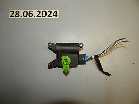 СЕРВОПРИВОД ПЕЧКИ (8E2820511B) (ПРАВЫЙ РУЛЬ) AUDI A4 B7 2004-2008