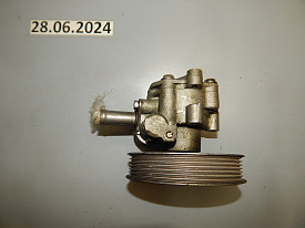 НАСОС ГУР (ГУРА) 2.0 (8E0145153J) AUDI A4 B7 2004-2008