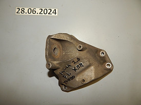 КРОНШТЕЙН АКПП ЛЕВЫЙ 2.0 (8E0399113P) AUDI A4 B7 2004-2008