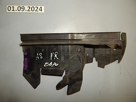 ПЫЛЬНИК РАДИАТОРА ПРАВЫЙ (ДЕФЛЕКТОР) (4E0121284G) AUDI A8 D3 2002-2009