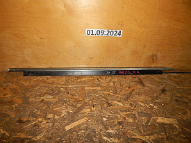 МОЛДИНГ СТЕКЛА ДВЕРИ ПЕРЕДНИЙ ПРАВЫЙ (ХРОМ) AUDI A8 D3 2002-2009