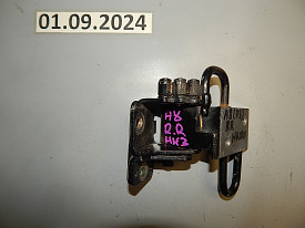 ПЕТЛЯ ДВЕРИ ЗАДНЯЯ ПРАВАЯ (НИЖНЯЯ) (4E0833412C) AUDI A8 D3 2002-2009