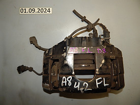 СУППОРТ ТОРМОЗНОЙ ПЕРЕДНИЙ ЛЕВЫЙ 4.2 AUDI A8 D3 2002-2009