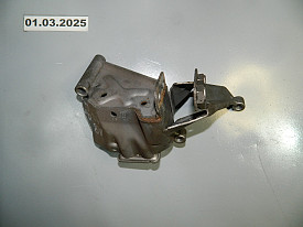 ЗАЩИТА ПОДУШКИ ДВИГАТЕЛЯ ЛЕВАЯ (КРОНШТЕЙН) 4.2 (FSI) (QUATTRO) (CDRA) (4H0399059C) AUDI A8 D4 2009-2017