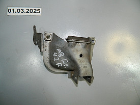 ЗАЩИТА ПОДУШКИ ДВИГАТЕЛЯ ПРАВАЯ (КРОНШТЕЙН) 4.2 (FSI) (QUATTRO) (CDRA) (4H0399060B) AUDI A8 D4 2009-2017