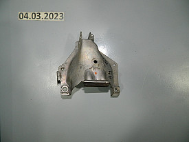 КРОНШТЕЙН ПОДУШКИ ДВИГАТЕЛЯ ЛЕВАЯ 2.0 (TURBO) (8K0399059H) AUDI A4 B8 2007-2015