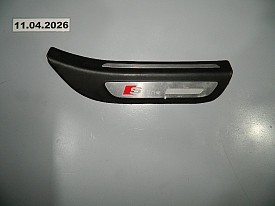 НАКЛАДКА НА ПОРОГ ЗАДНЯЯ ПРАВАЯ (8R0853376A) (УЗКАЯ) (S-LINE) (ЧЕРНАЯ) AUDI Q5 8R 2008-2017