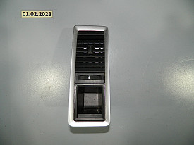 ДЕФЛЕКТОР ПЕРЕДНЕЙ ПАНЕЛИ ПРАВЫЙ (ЧЕРНЫЙ-СЕРЕБРО) (597006C1SD) DODGE RAM DJ-DS 2008-2012