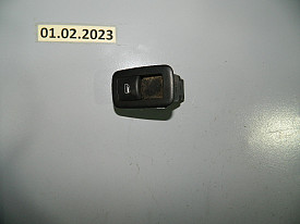 ПУЛЬТ СТЕКЛОПОДЪЕМНИКА ЗАДНИЙ (R-L) (04602864AC) DODGE RAM DJ-DS 2008-2012