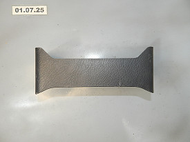 НАКЛАДКА ЦЕНТРАЛЬНОЙ КОНСОЛИ НИЖНЯЯ (ТЕМНО-СЕРЫЙ) (77299-S10A-0000) (ЦАРАПИНЫ) HONDA CR-V 1 RD 1995-2001